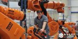 美的已正式拿下全球领先的机器人制造商库卡