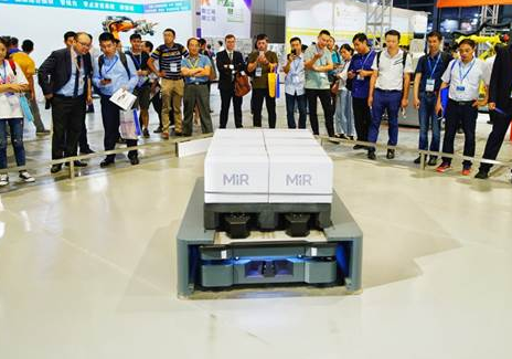 MiR首次向中国市场引入其最近推出的MiR500自主移动机器人