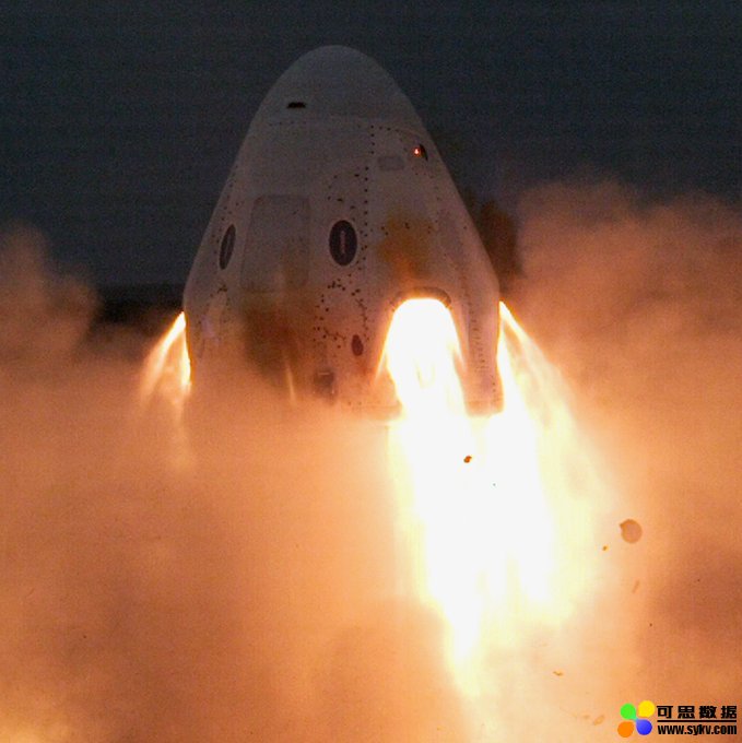 SpaceX点燃载人飞船紧急逃生引擎 将在飞行中测试