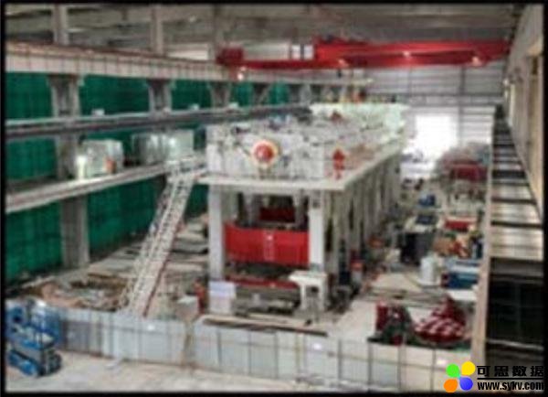 特斯拉首曝光上海工厂照片：机器人进厂并组装完毕